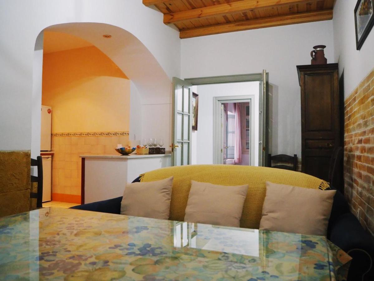 Carmona Center Apartment Kültér fotó